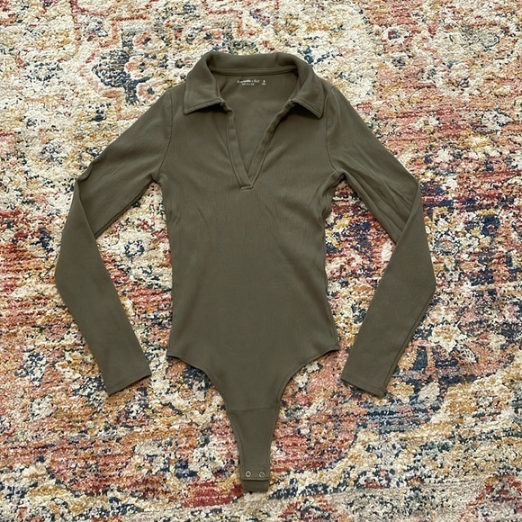 Abercrombie & Fitch Tops - Abercrombie and Fitch Soft A&F Rib Green Collared Long-sleeve Bodysuit